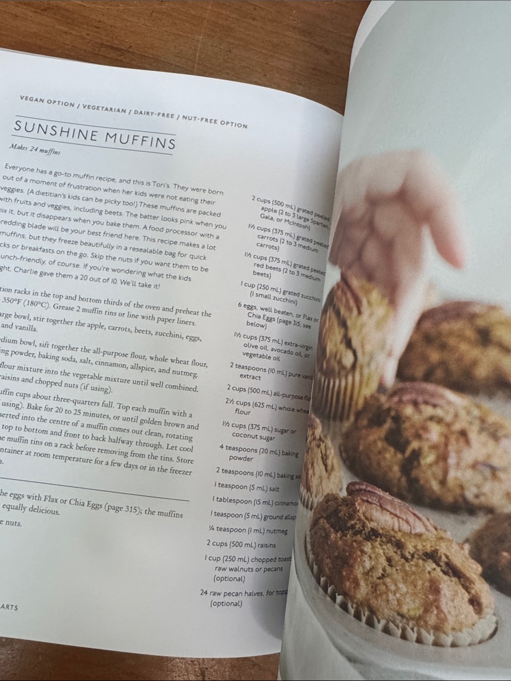 Fraiche Food: Full Hearts Cookbook - Jillian Harris & Tori Wesszer - Picture 12 of 16